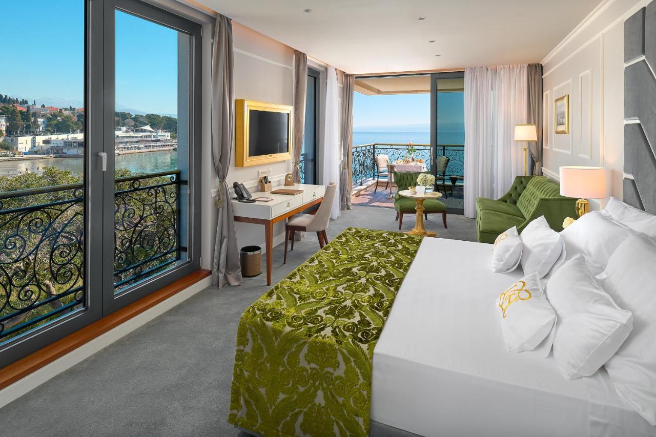 Hotel Villa Harmony Сплит Екстериор снимка