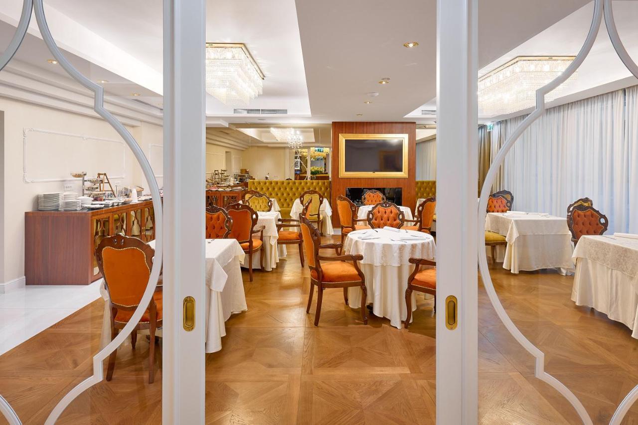 Hotel Villa Harmony Сплит Екстериор снимка